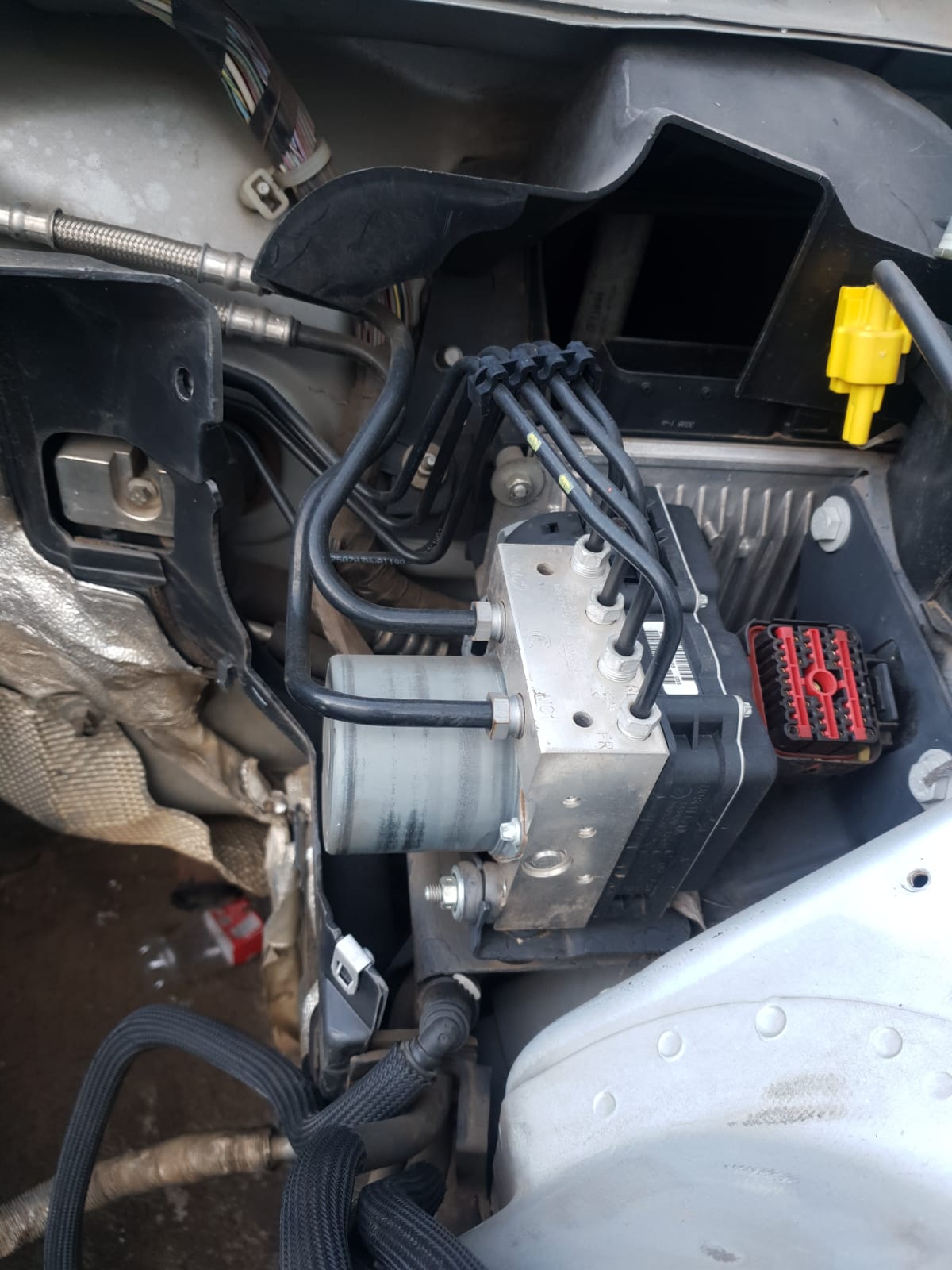 2011 Jaguar XF 3.0D Stripping For Spares