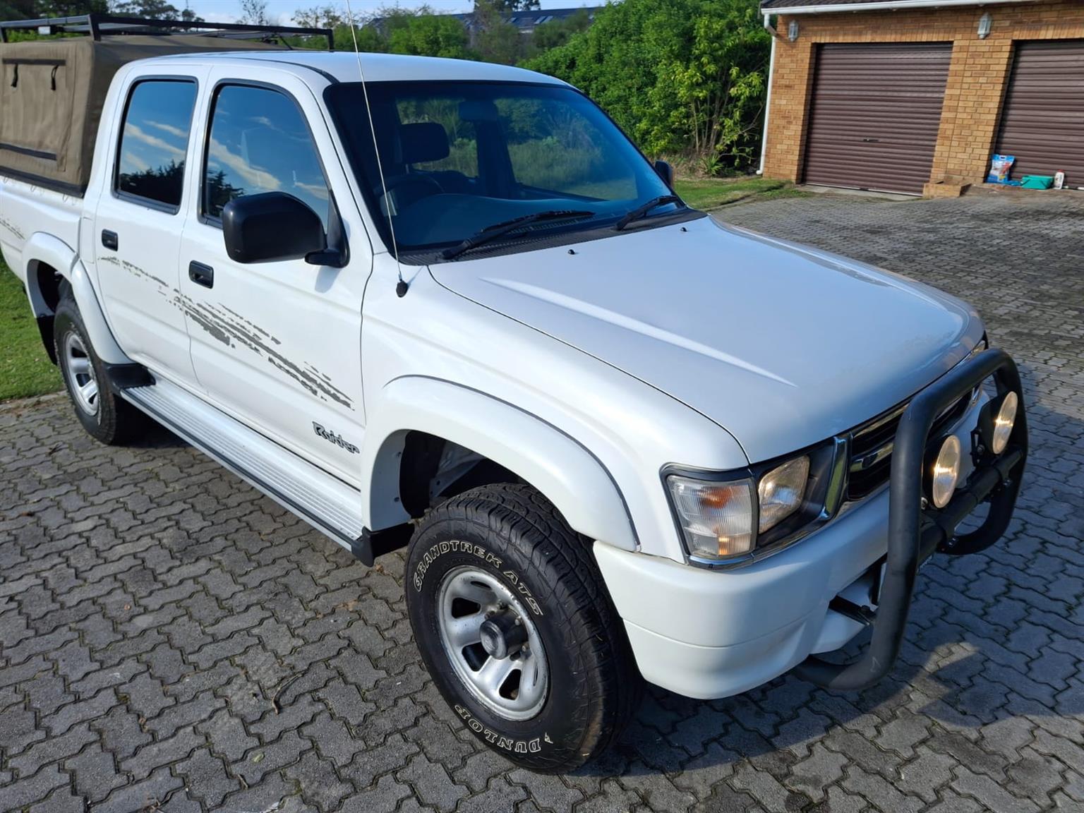 Toyota Hilux Raider 2700i