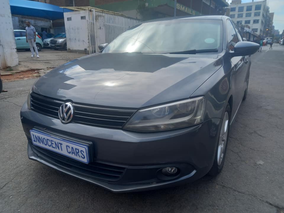 2012 JETTA VI SEDAN 1.4 TSI PETROL, MANUAL TRANSMISSION, GREY COLOUR