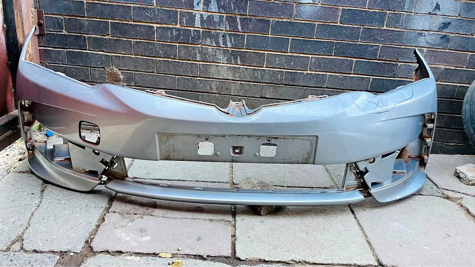 Toyota Corolla Prestige bumper - Private Seller Toyota Corolla Prestige bumper - Private Seller
