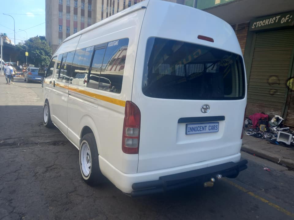 2020 TOYOTA QUANTUM 2.5 DIESEL, 16 SEATER BUS, MANUAL, WHITE COLOUR