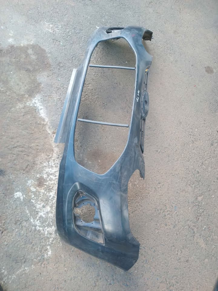 2011 ford Figo front bumper for sale WhatsApp or cell - Private Seller 2011 ford Figo front bumper for sale WhatsApp or cell - Private Seller