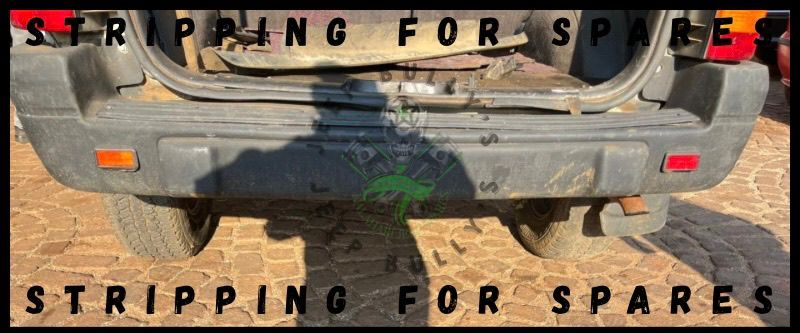Jeep Grand Cherokee 4.0 ZJ: Back Bumper- Stripping For Spares - Private Seller Jeep Grand Cherokee 4.0 ZJ: Back Bumper- Stripping For Spares - Private Seller