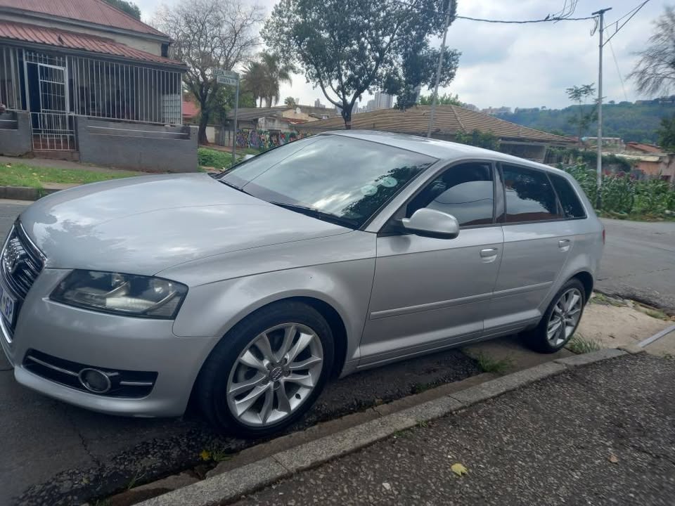 2011 Audi A3 1.8T Petrol, Automatic, Service Book, Silver Color, Mileage