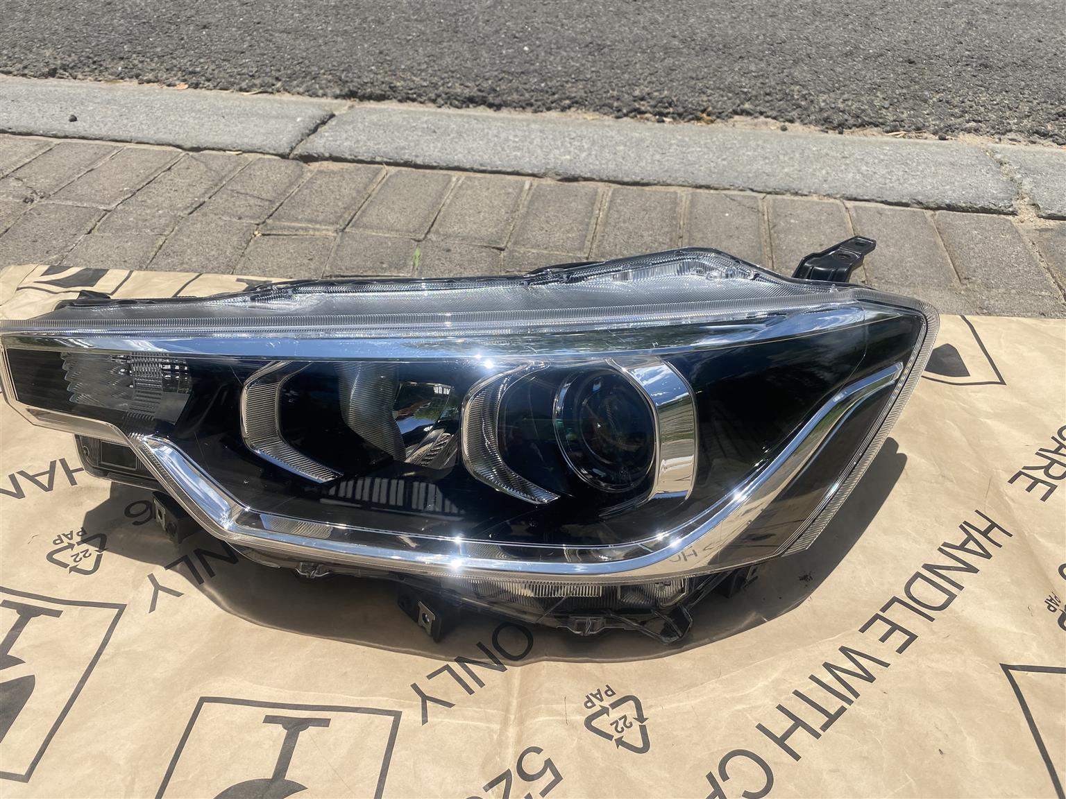2024 SUZUKI ERTIGA/TOYOTA RUMION HEADLIGHT LEFT SIDE FOR SALE