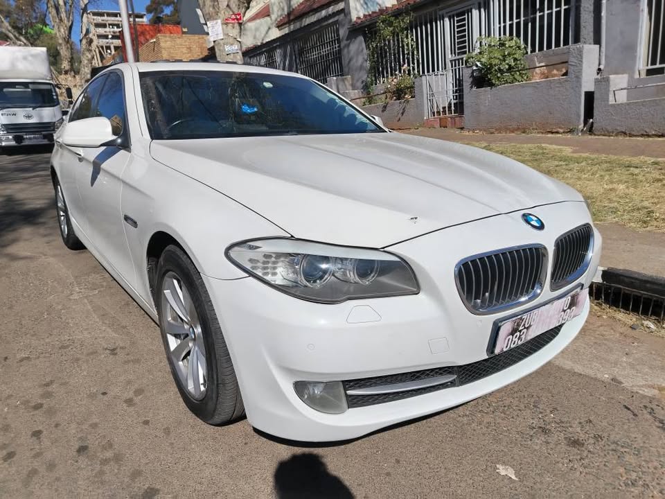 2011 BMW 520d f10 sedan Automatic
