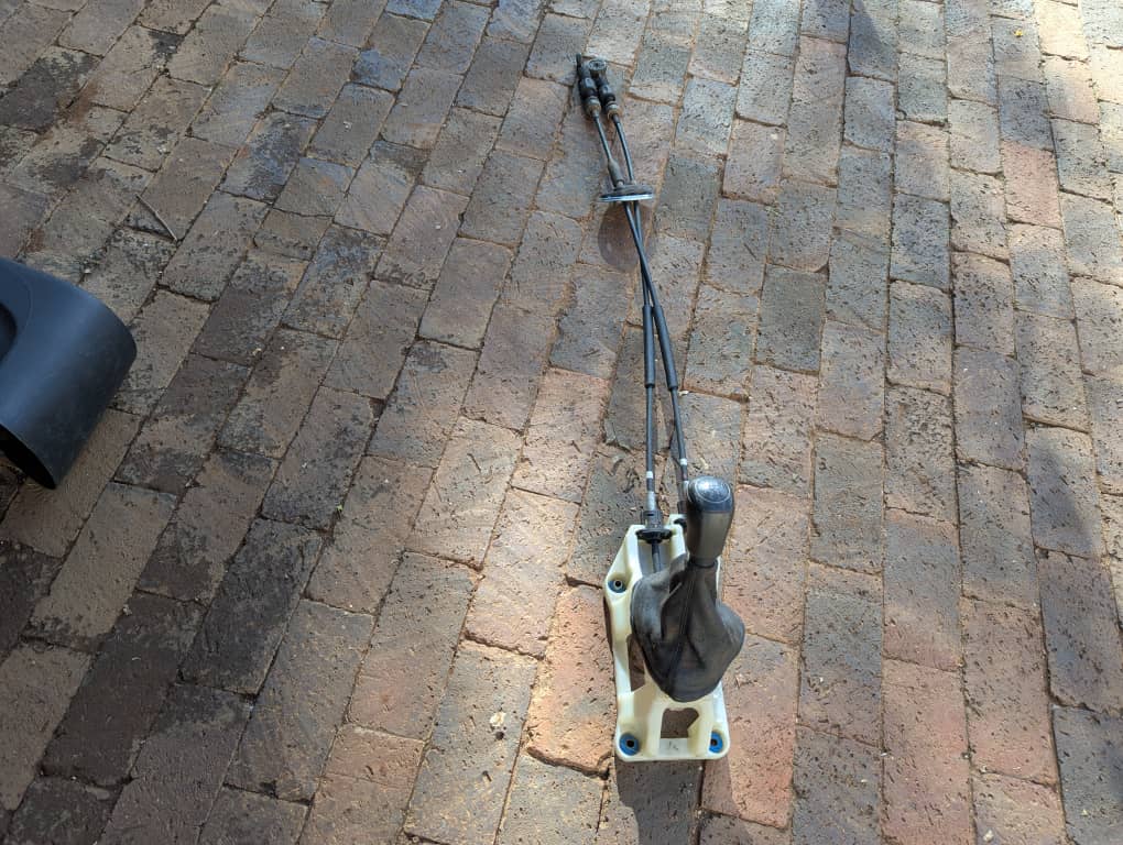 Gear Lever for a Hyundai i20 2012 MODEL available for sale. - Private Seller