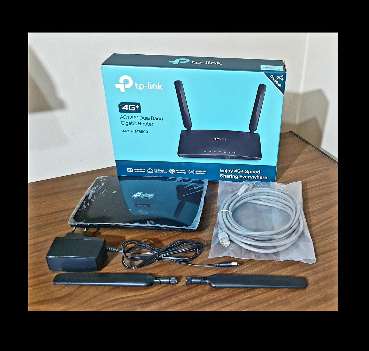 TP-link Archer MR600 4G+ Cat6 AC1200 Wireless Router for Sale.FREE