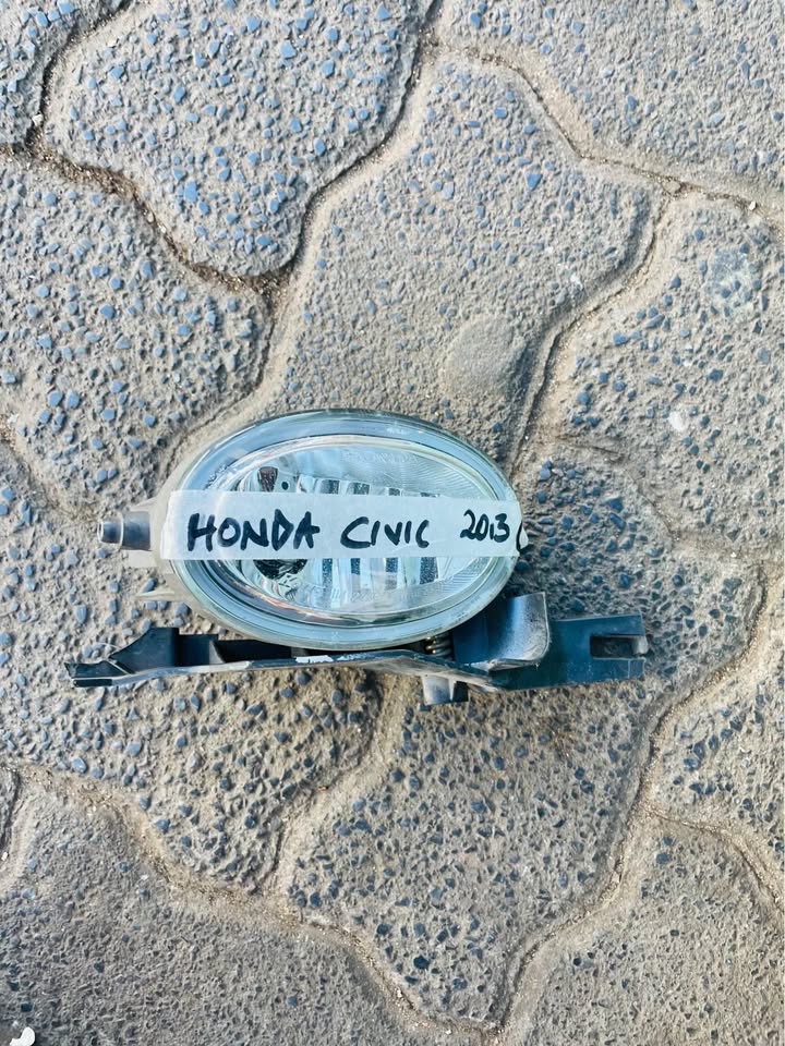 Honda Civic fog light 2013 - Private Seller Honda Civic fog light 2013 - Private Seller