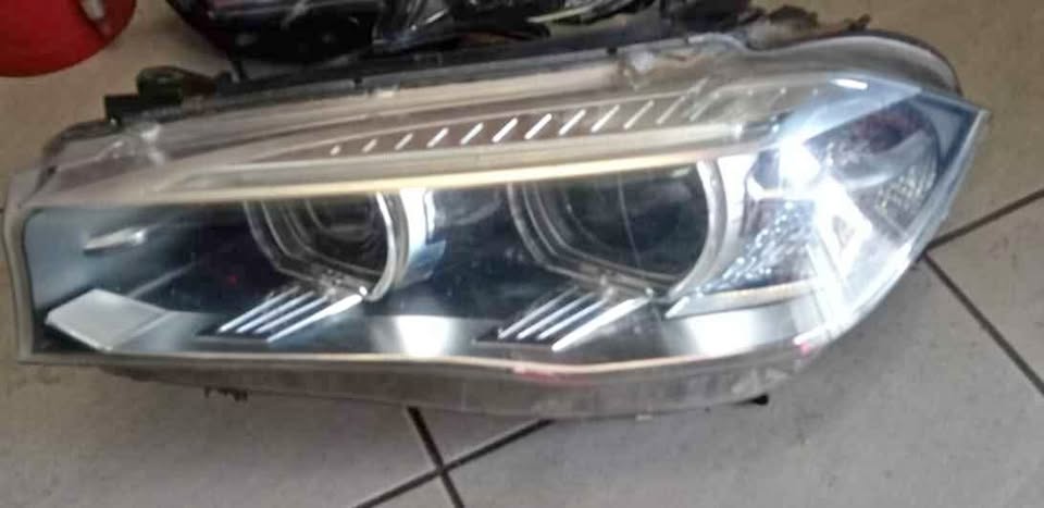 Bmw F15 left xenon headlight - Private Seller Bmw F15 left xenon headlight - Private Seller