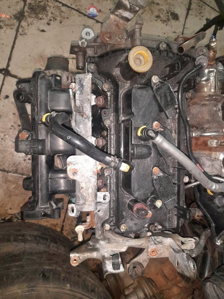 NISSAN MAGNITE 1.0 TURBO ENGINE AVAILABLE - Private Seller NISSAN MAGNITE 1.0 TURBO ENGINE AVAILABLE - Private Seller