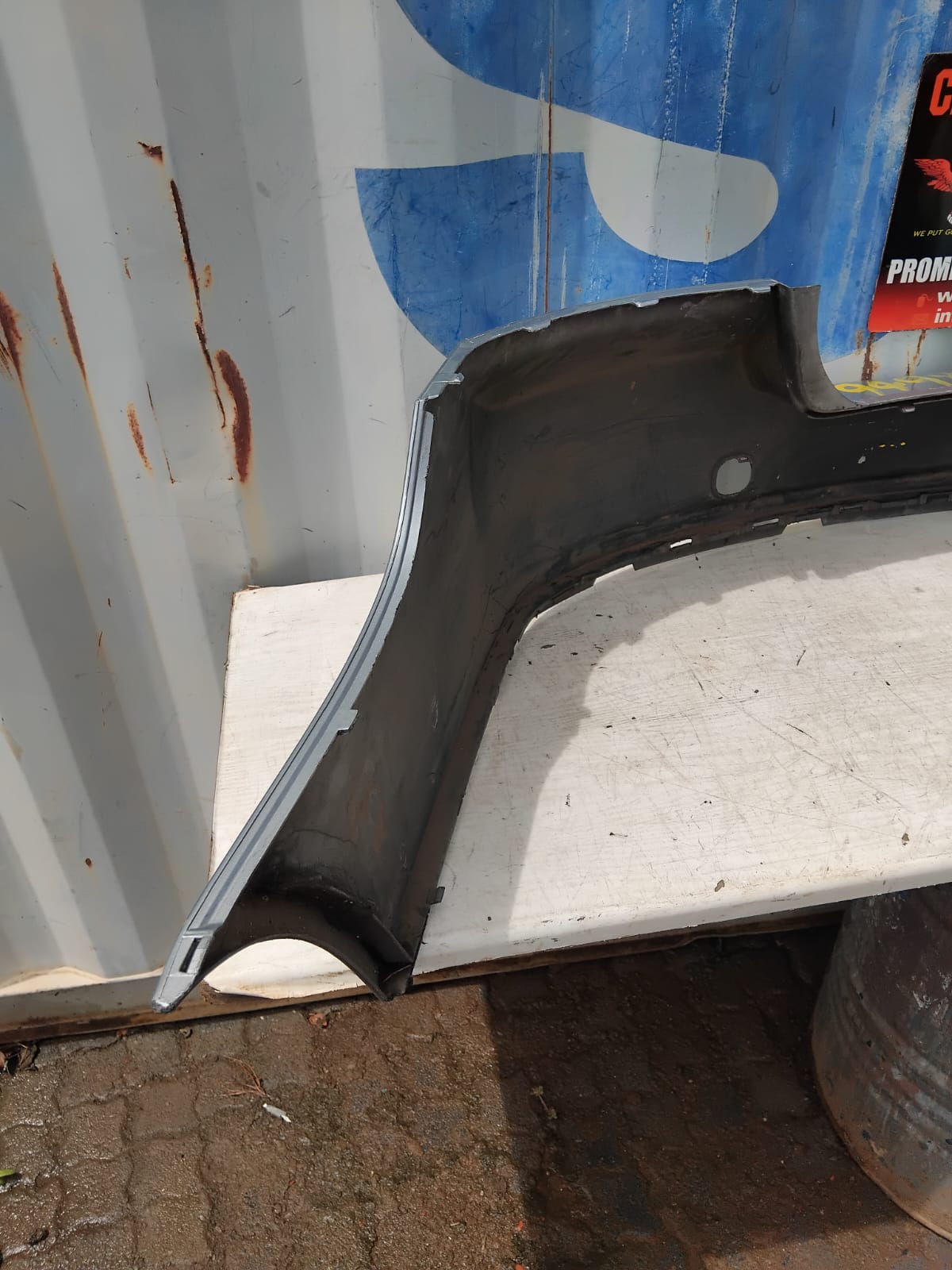 Volvo S80 rear/back bumper (2007-2011) - Private Seller Volvo S80 rear/back bumper (2007-2011) - Private Seller