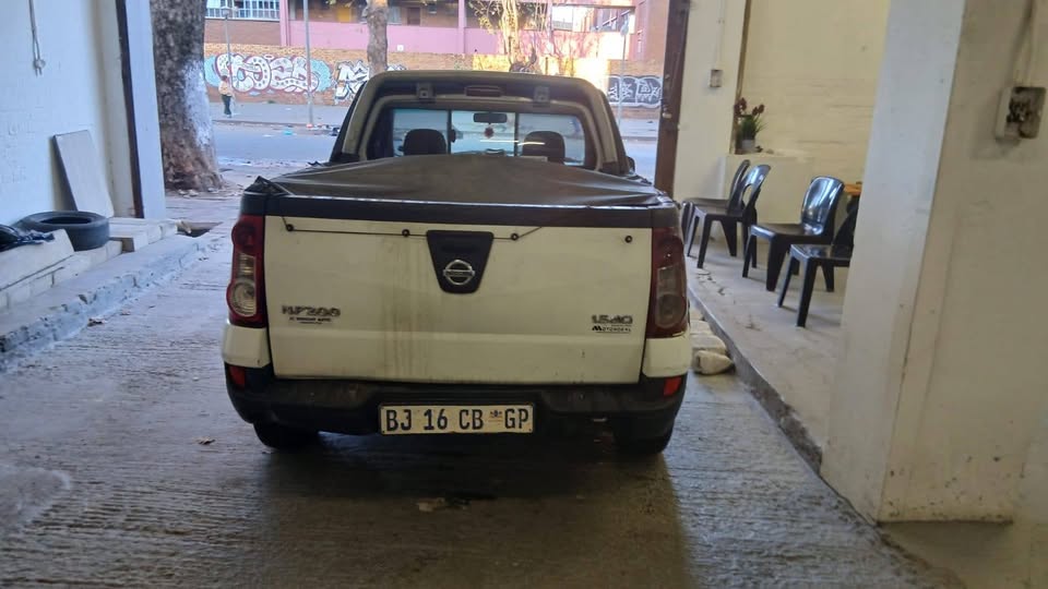 2010 NISSAN NP200 1.6 DIESEL FOR SALE
