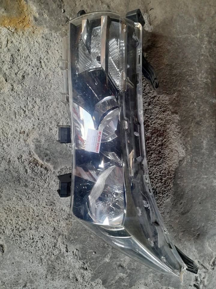 TOYOTA PRESTIGE LEFT HEADLAMP AVAILABLE - Private Seller TOYOTA PRESTIGE LEFT HEADLAMP AVAILABLE - Private Seller