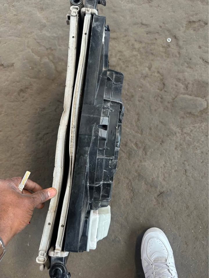HYUNDAI ACCENT, kia Rio, i20 radiator set - Private Seller HYUNDAI ACCENT, kia Rio, i20 radiator set - Private Seller