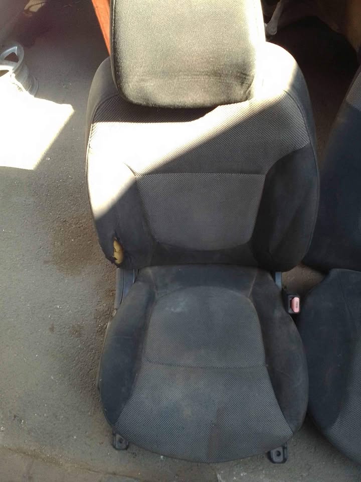 2011 up Hyundai accent seats still in good condition for sale - Private Seller 2011 up Hyundai accent seats still in good condition for sale - Private Seller