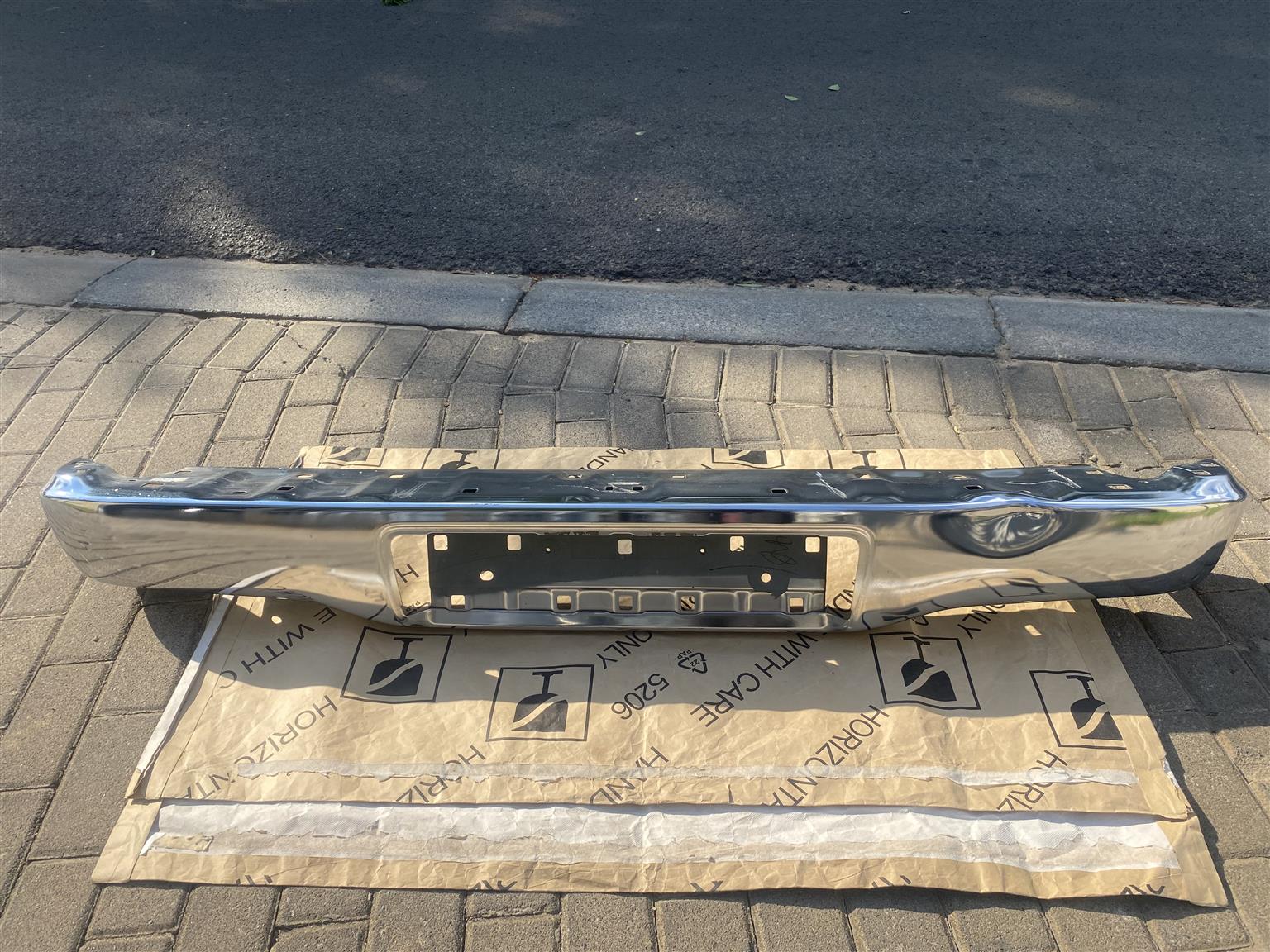 2014 TOYOTA HILUX D4D DOUBLE CAB REAR BUMPER FOR SALE. IN EXCELLENT CONDITION - Private Seller 2014 TOYOTA HILUX D4D DOUBLE CAB REAR BUMPER FOR SALE. IN EXCELLENT CONDITION - Private Seller