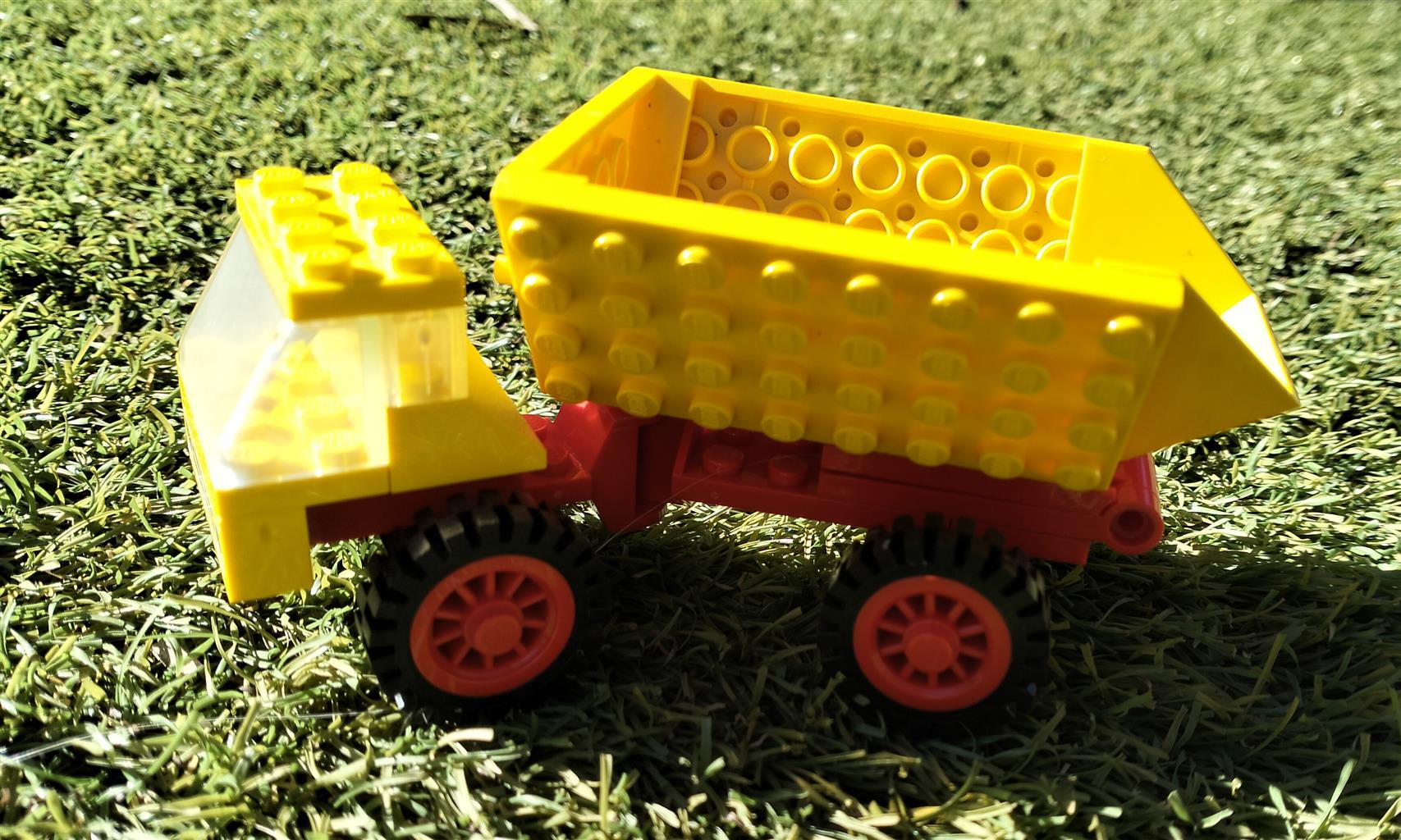 662 - 'Dump Truck' 1976 VINTAGE LEGO