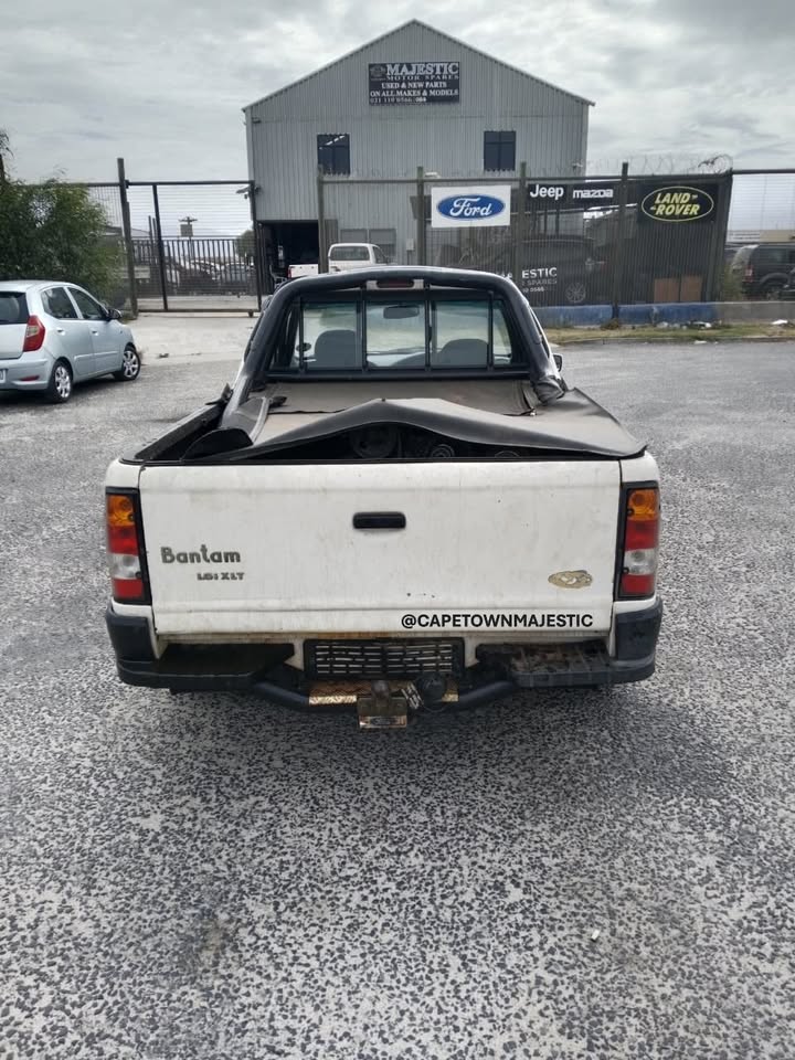 FORD ROCAM BANTAM 1.6i XLT - BODY PARTS FOR SALE - Private Seller