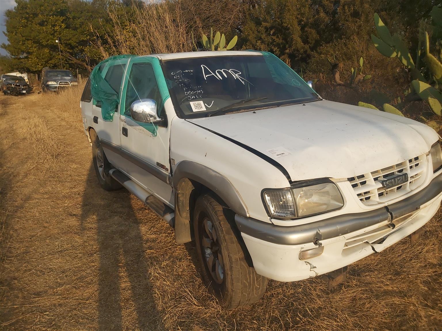 Isuzu frontier 3.2 v6 parts - Private Seller