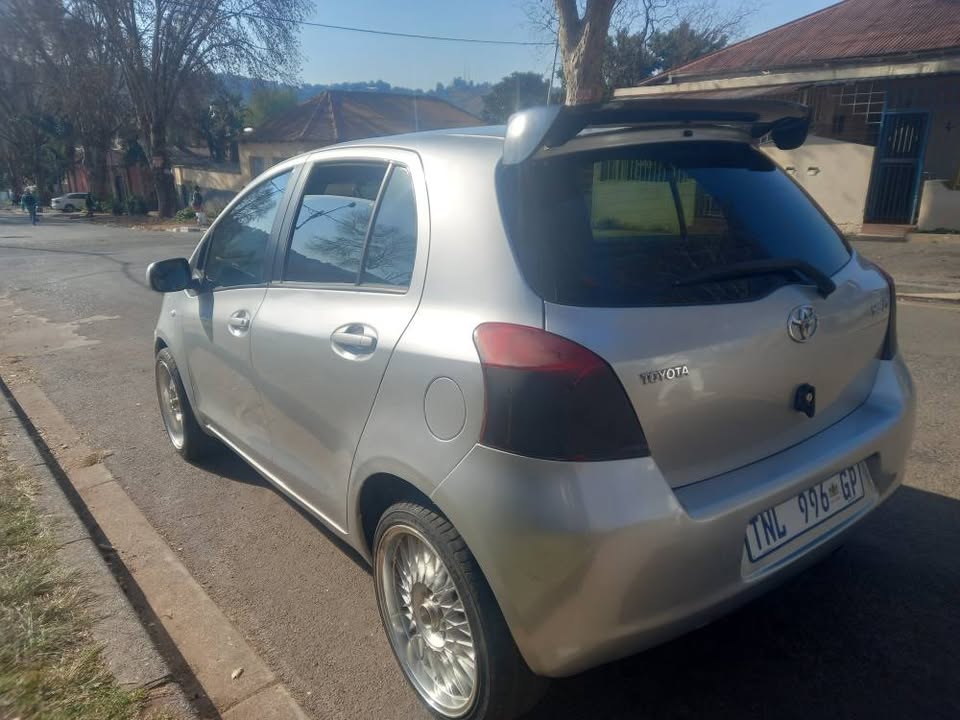 2007 Toyota Yaris T3 Petrol, Manual, Silver