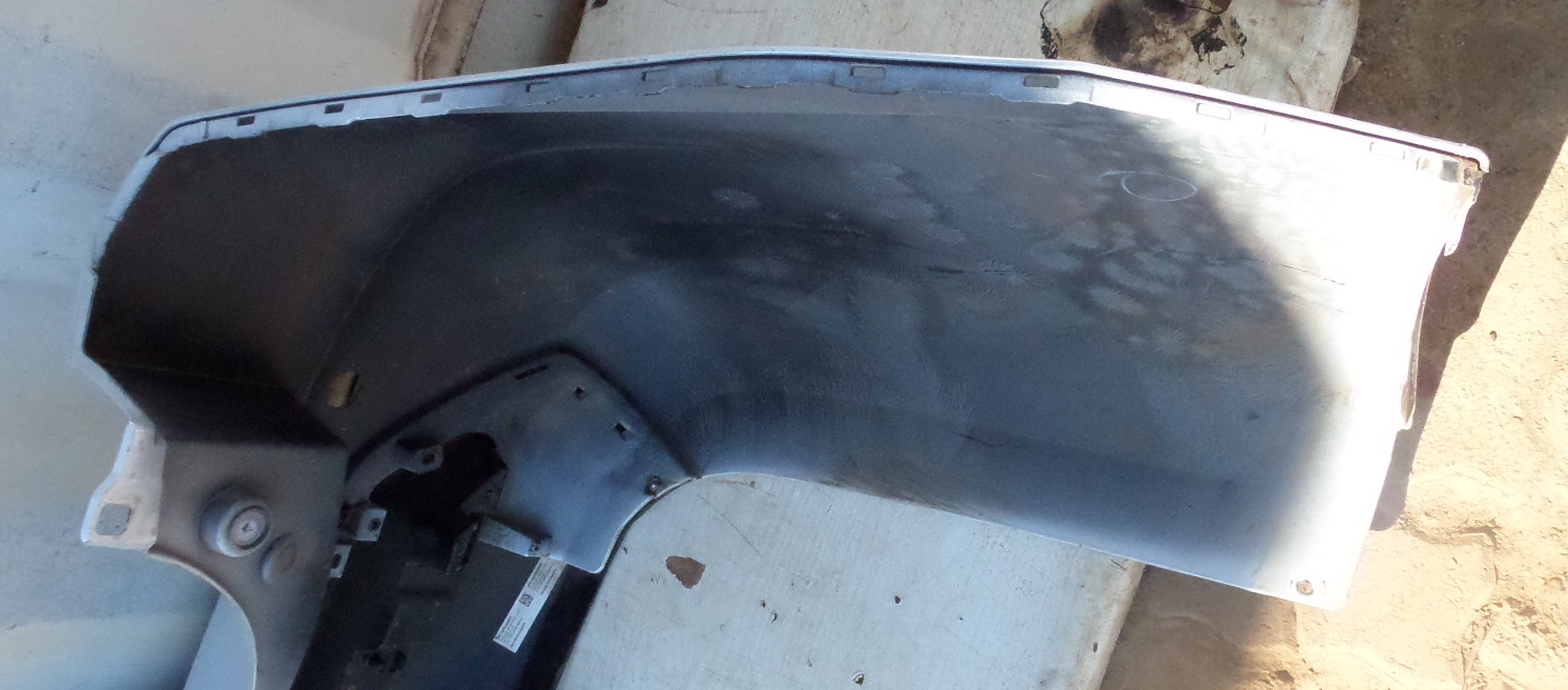 Mitsubishi Pajero Sport rear/back bumper with diffuser and pdc holes - Private Seller Mitsubishi Pajero Sport rear/back bumper with diffuser and pdc holes - Private Seller