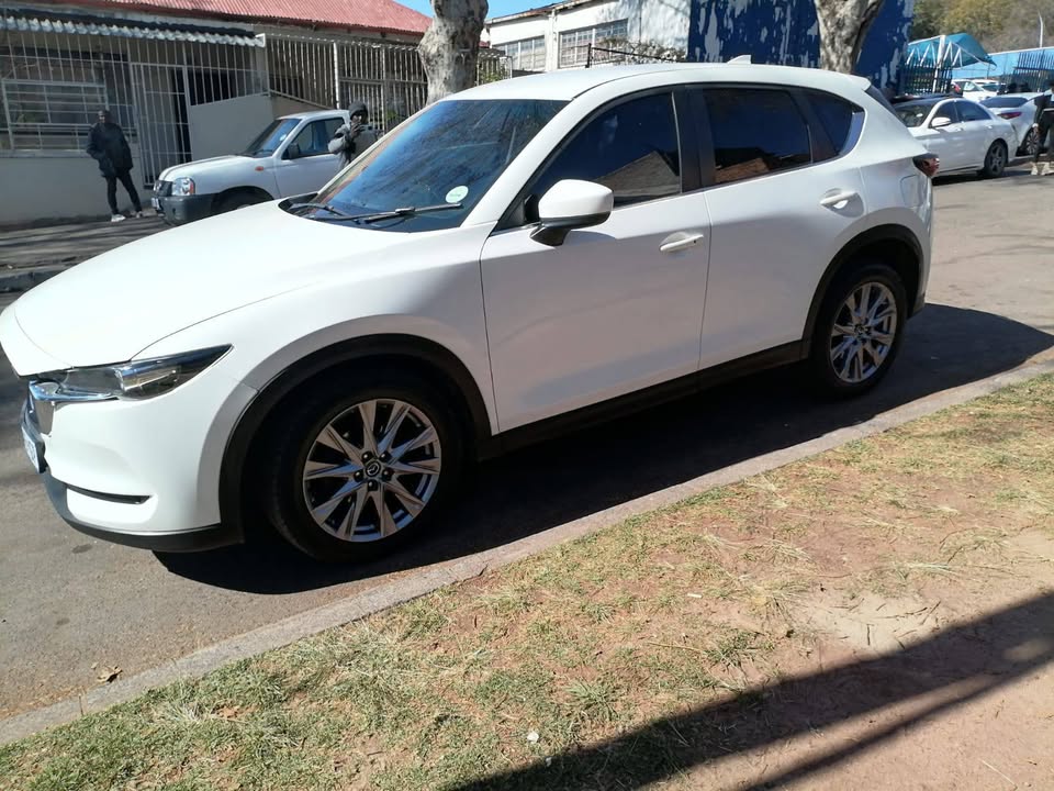 2019 MAZDA CX5 SKYACTIVE TECHNOLOGY 2.0 AUTOMATIC TRANSMISSION WITH REVERSE CAMERA AND SENSORS