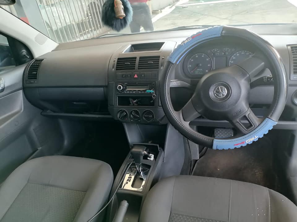 2014 VW POLO VIVO 1.6 SPORT AUTOMATIC
