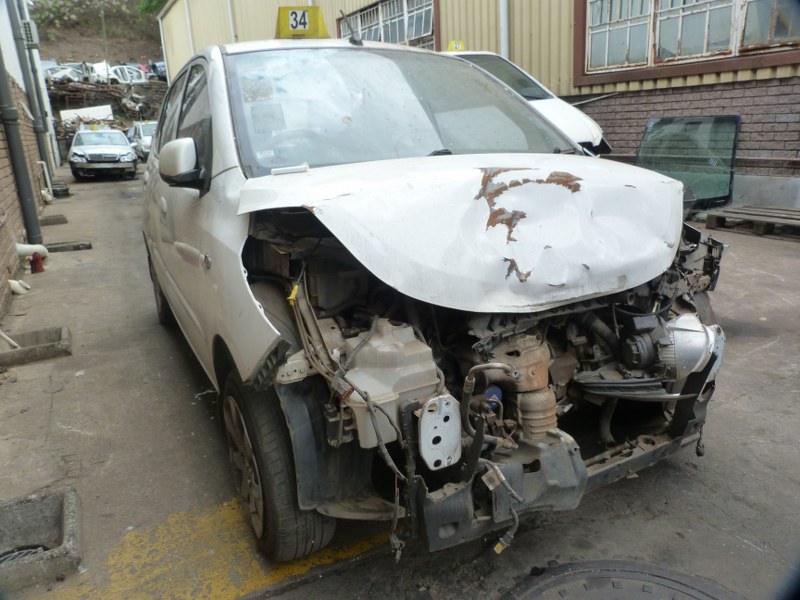 Hyundai i10 1.1 GLS Motion Manual White - 2014 STRIPPING FOR SPARES - Private Seller Hyundai i10 1.1 GLS Motion Manual White - 2014 STRIPPING FOR SPARES - Private Seller