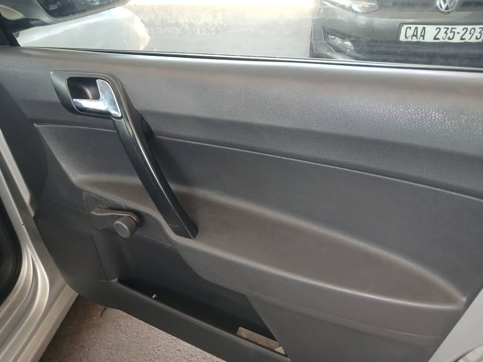 2011 VW POLO VIVO 1.4 HATCHBACK  Transmission: Manual  Mileage: Fueltype: Petrol  Silver