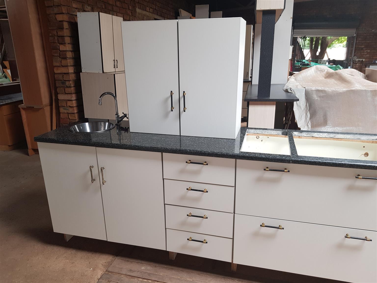 2nd hand single sink kitchen cupboards in cape town