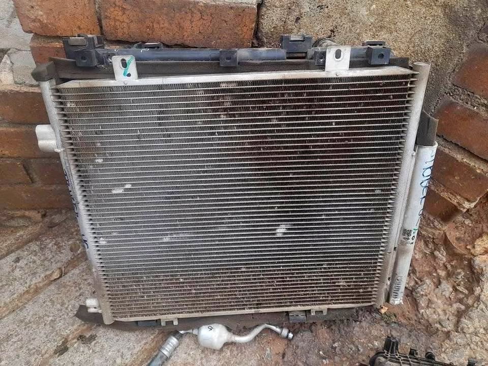 RENAULT TRIBER COMPLETE RADIATOR SET AVAILABLE - Private Seller RENAULT TRIBER COMPLETE RADIATOR SET AVAILABLE - Private Seller