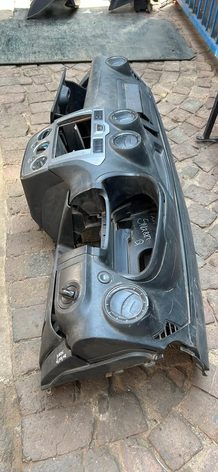 Ford Figo Dashboard For Sale @Circle 7 Used Parts Call Or WhatsApp - Private Seller