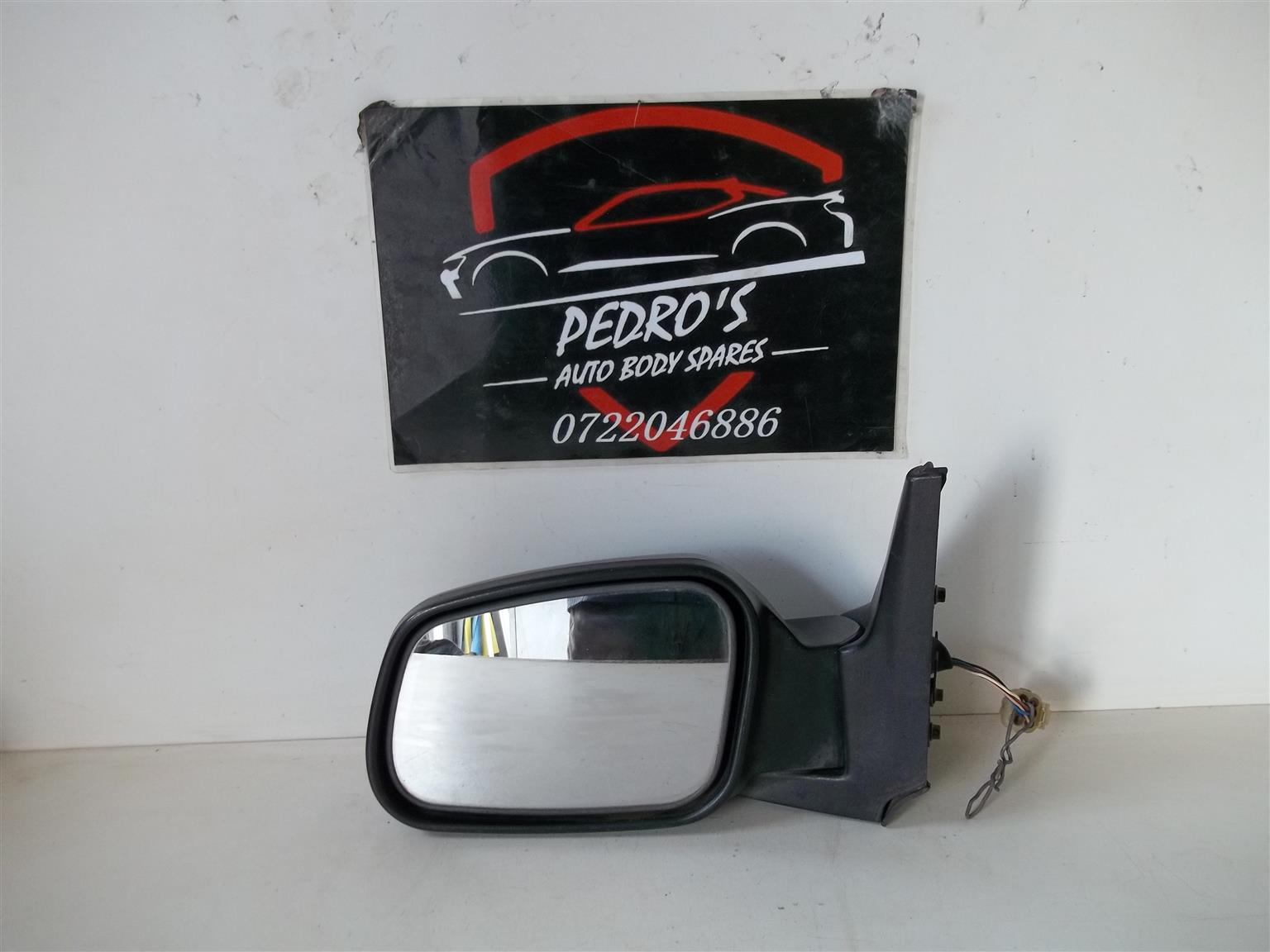 Land Rover Discovery 2 '98-'04 left mirror (Electric) - Private Seller Land Rover Discovery 2 '98-'04 left mirror (Electric) - Private Seller