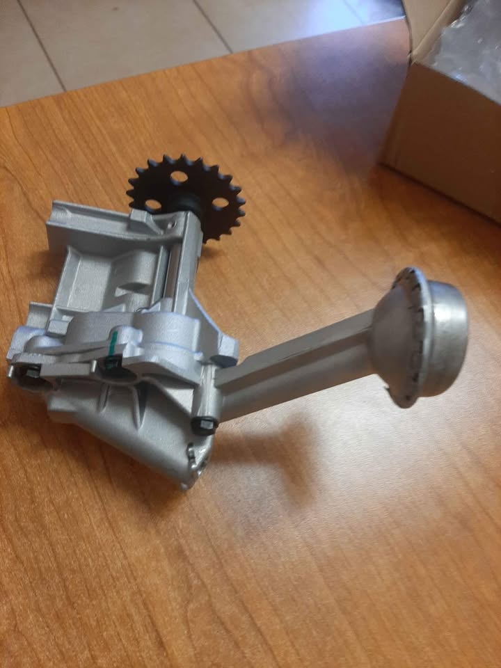 NP200 AND RENAULT SANDERO OIL PUMP. BRAND NEW. FOR VARIOUS OTHER CARS TOO.
