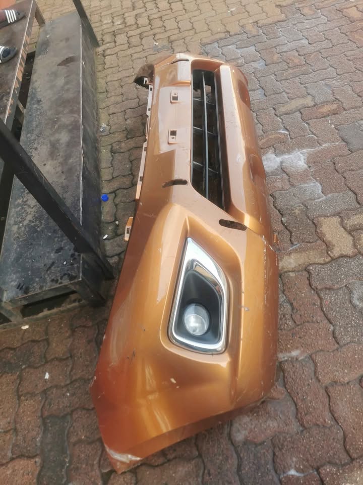 Nissan Navara complete bumper - Private Seller Nissan Navara complete bumper - Private Seller