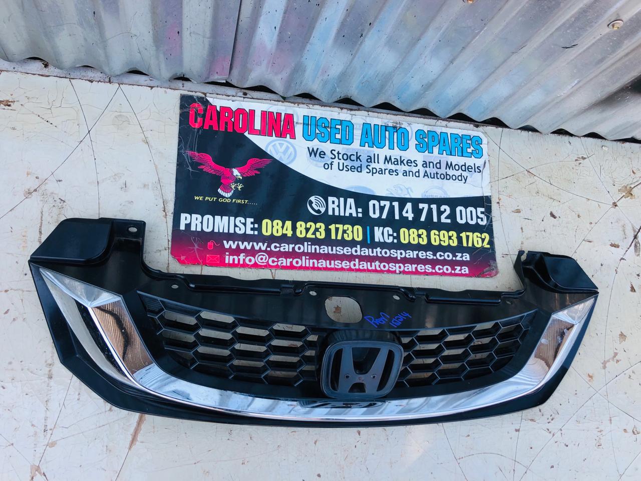 Honda Civic radiator grill with chrome trimming - Private Seller