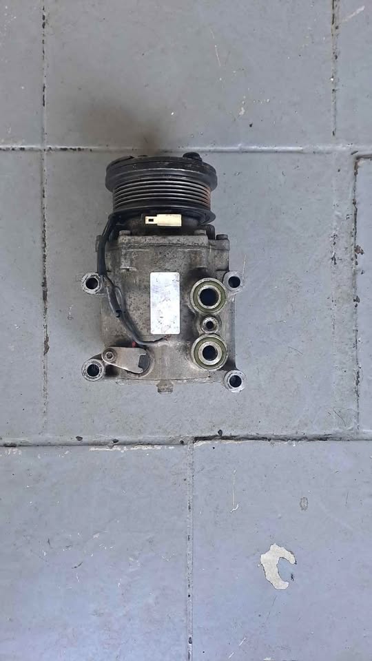 Aircon pump Ford Fiesta 08 - Private Seller Aircon pump Ford Fiesta 08 - Private Seller