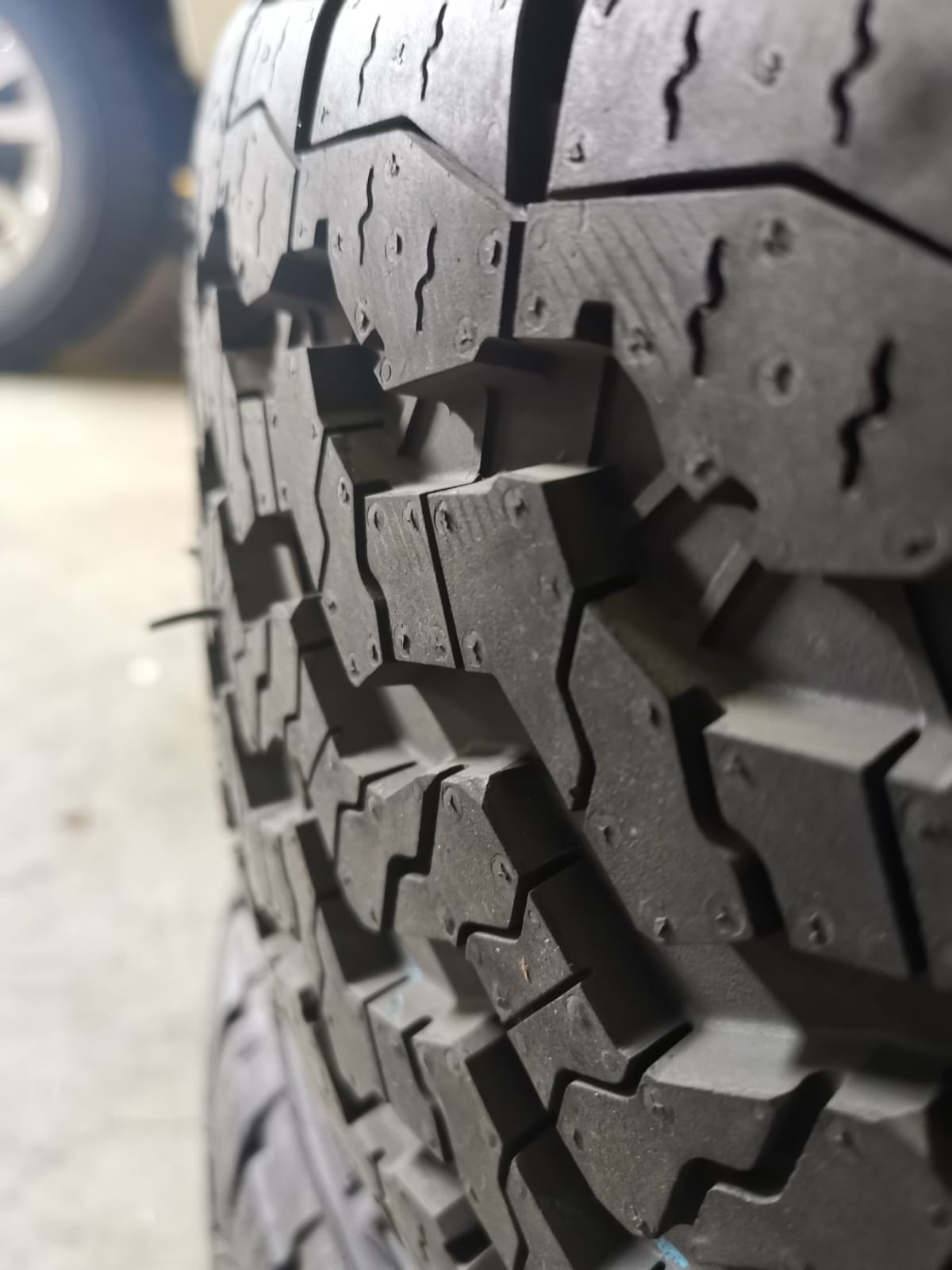 18inch VW Amarok OEM rims with new 255 65 18 Goodyear Wrangler Territory AT/S se - Private Seller 18inch VW Amarok OEM rims with new 255 65 18 Goodyear Wrangler Territory AT/S se - Private Seller
