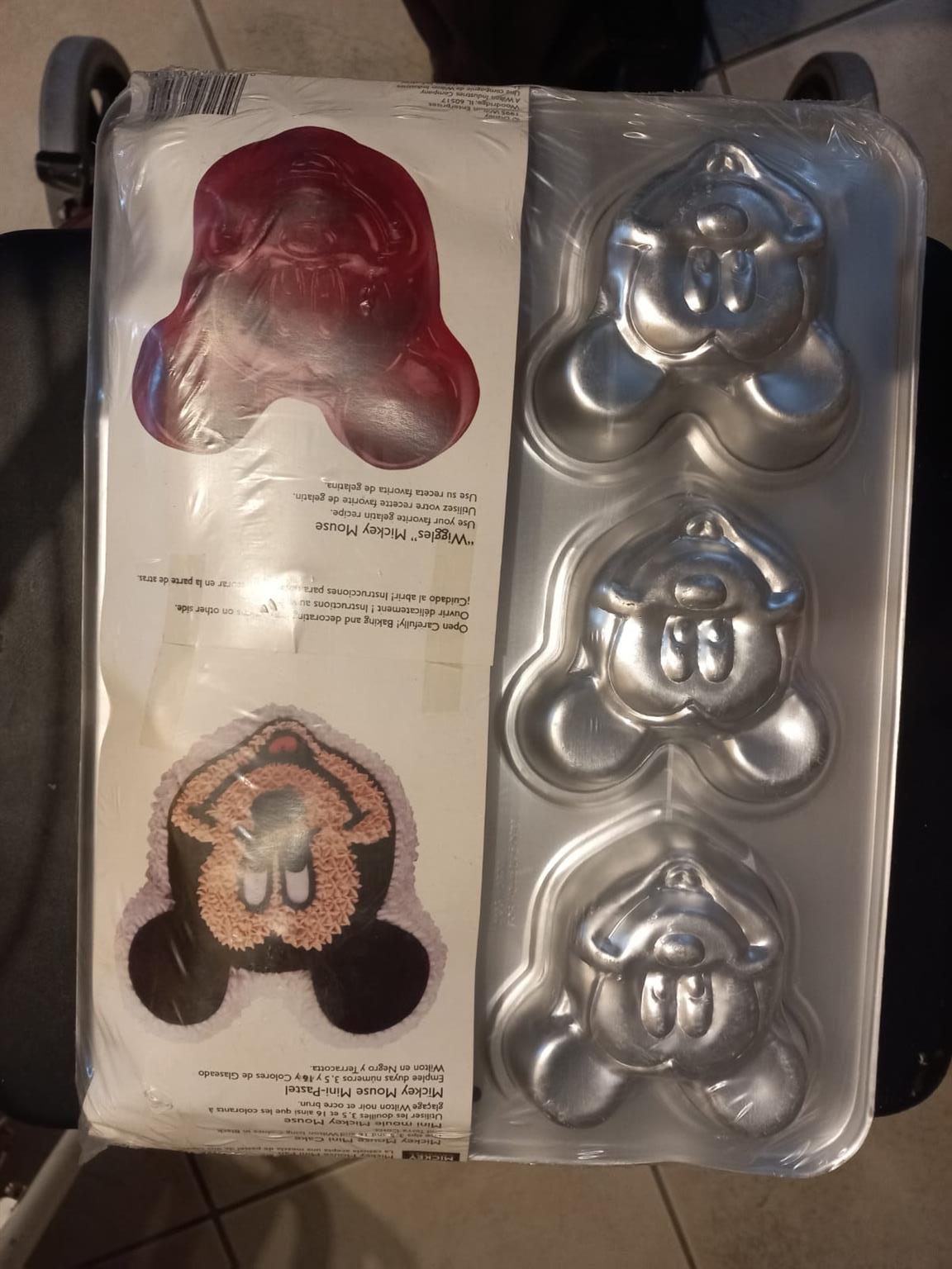 Vintage Wilton Mickey Mouse Mini Cake Pan 6 Mold Cake Pan – New Vintage Wilton Mickey Mouse Mini Cake Pan 6 Mold Cake Pan – New