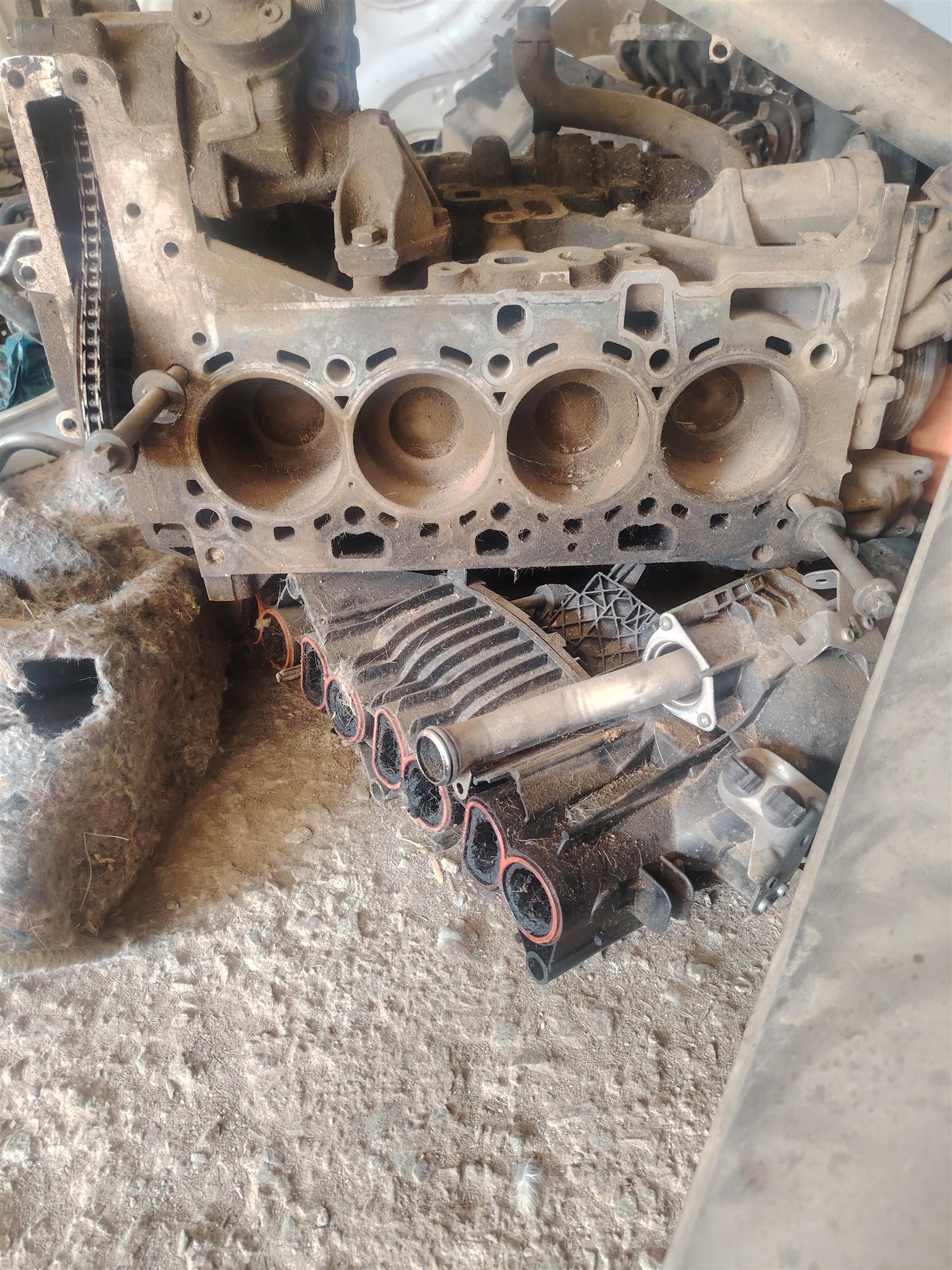 Bmw xdrive2d parts to sell, turbo, altenator, oilcooler, aircompump, stiffener, - Private Seller Bmw xdrive2d parts to sell, turbo, altenator, oilcooler, aircompump, stiffener, - Private Seller