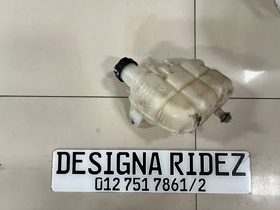 BMW F48 X1 N47 COOLANT RESERVOIR AVAILABLE. - Private Seller