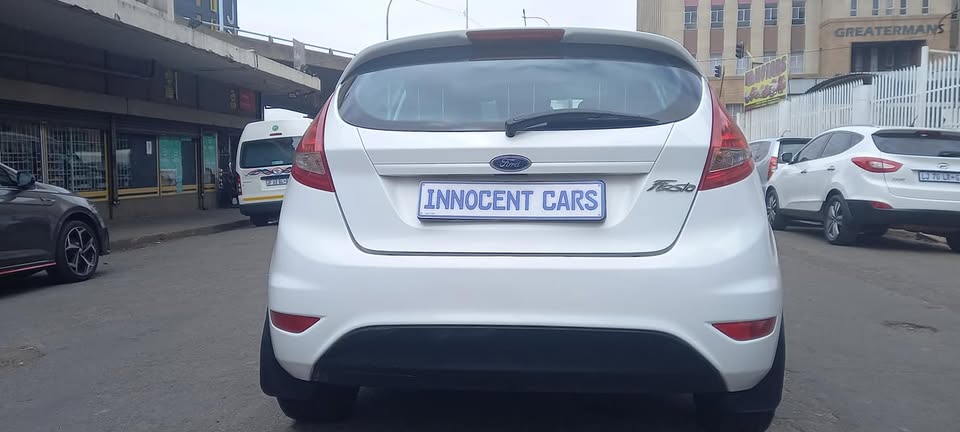 2009 FORD FIESTA 1.4 PETROL, MANUAL, WHITE COLOUR, 82000KM