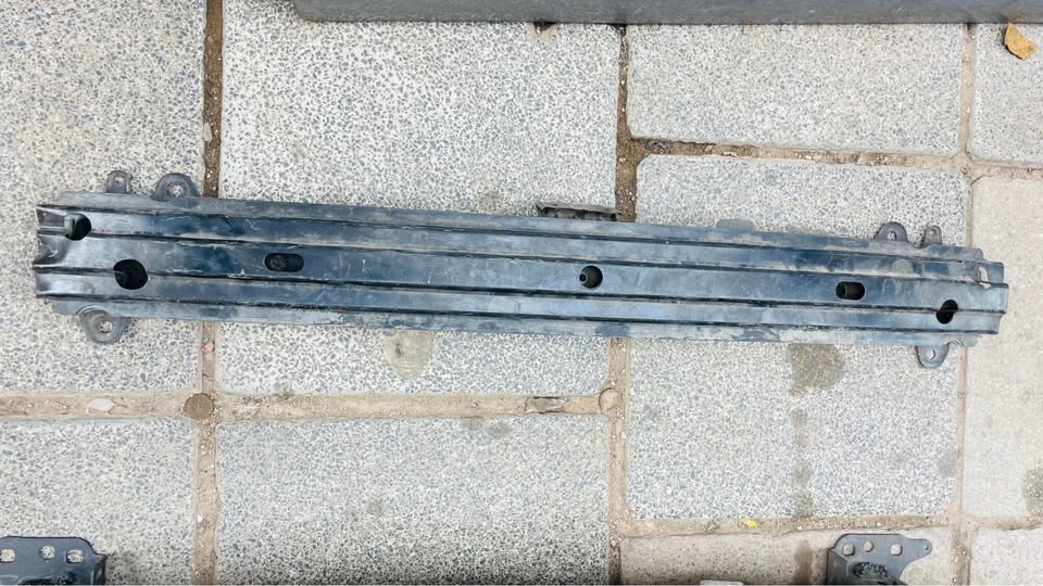 Hyundai Getz stiffener - Private Seller