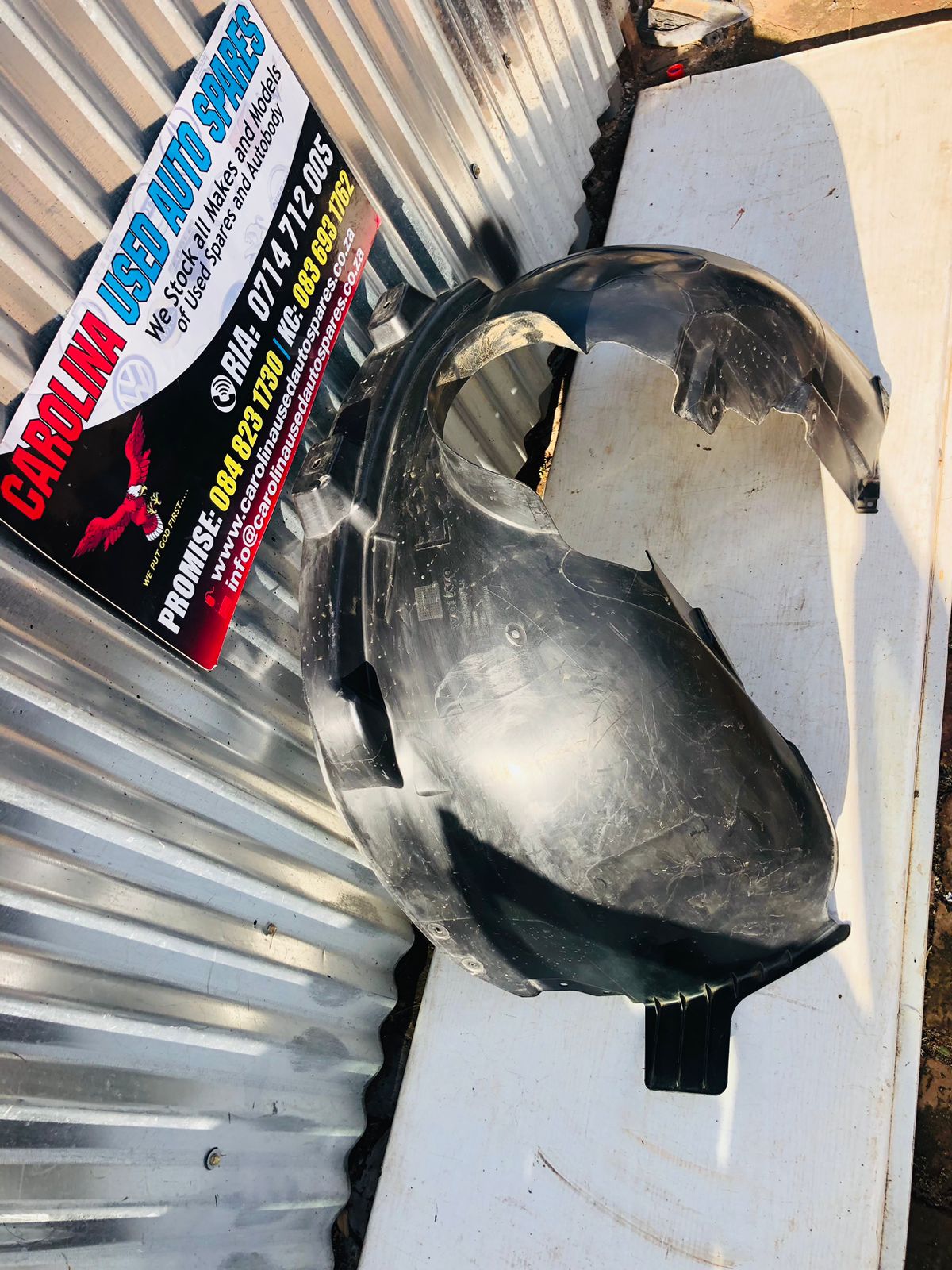 Volvo XC40 left side fender front - Private Seller Volvo XC40 left side fender front - Private Seller