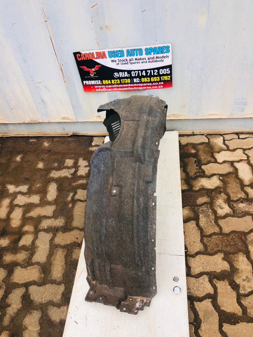 Toyota Lexus RX350 right side front fender liner (2016-2022) - Private Seller Toyota Lexus RX350 right side front fender liner (2016-2022) - Private Seller