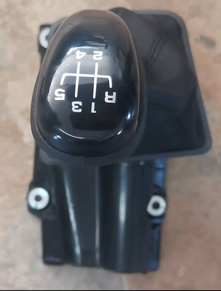 Opel Corsa Utility  Gearleaver & Cabels - Private Seller