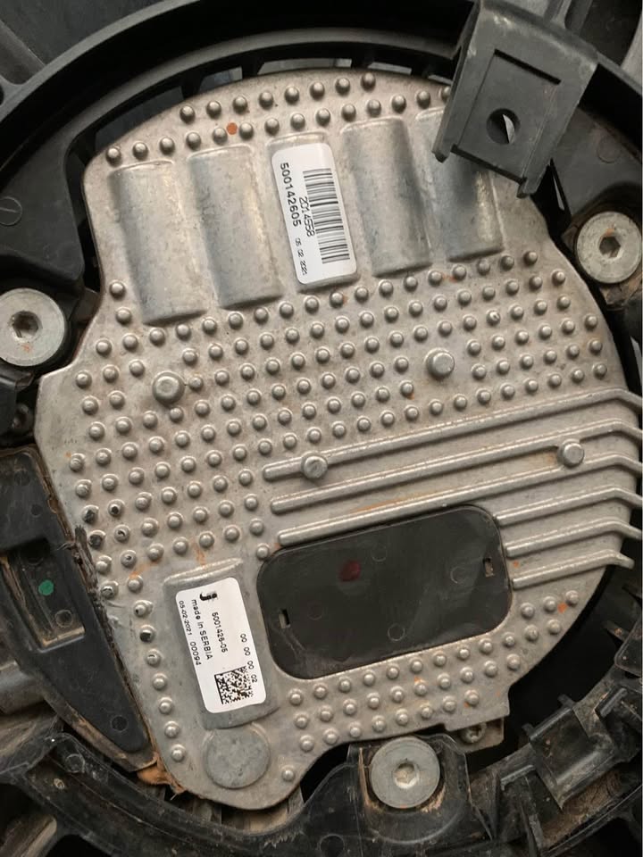 Preloaded Image 3 Preloaded Image 3