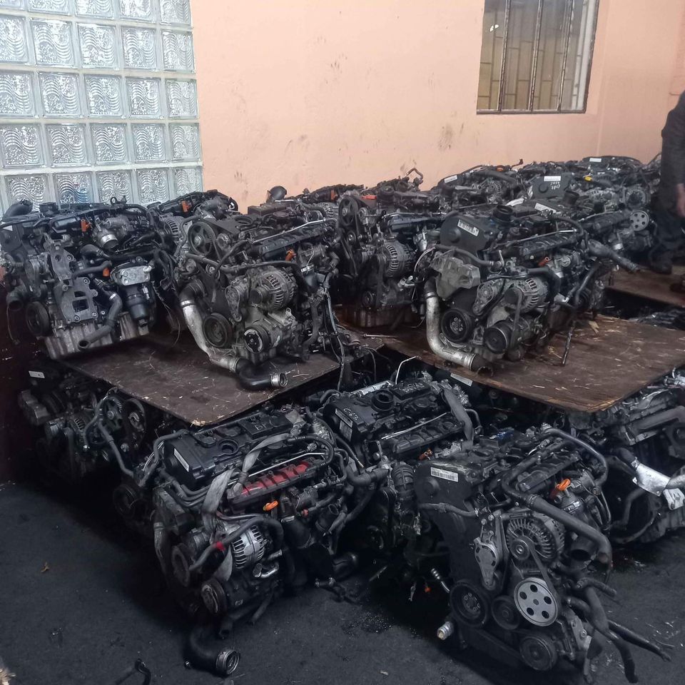 VW BLR BVY BLX Golf 5 / Jetta FSi Head Block and Sump ONLY FOR SALE - Private Seller VW BLR BVY BLX Golf 5 / Jetta FSi Head Block and Sump ONLY FOR SALE - Private Seller