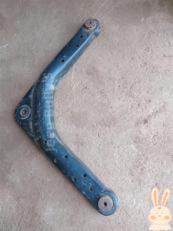 USED VEHICLE CONTROL ARMS: WJ JEEP V-ARM - Private Seller USED VEHICLE CONTROL ARMS: WJ JEEP V-ARM - Private Seller
